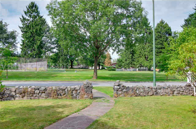 200708101859_see to the park.jpg